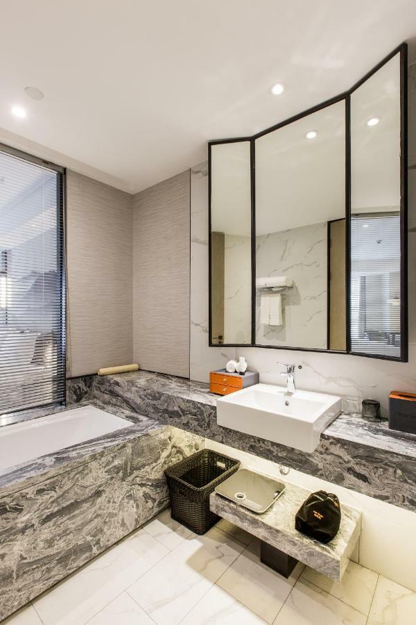 Howard Johnson By Wyndham Life Zhuoyuan Ningbo Luaran gambar