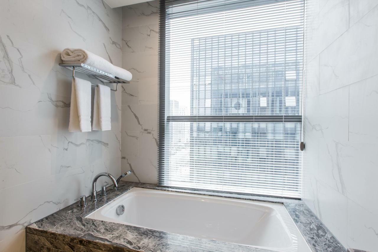 Howard Johnson By Wyndham Life Zhuoyuan Ningbo Luaran gambar
