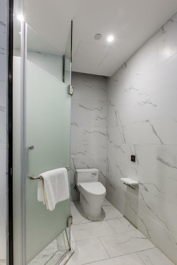 Howard Johnson By Wyndham Life Zhuoyuan Ningbo Luaran gambar