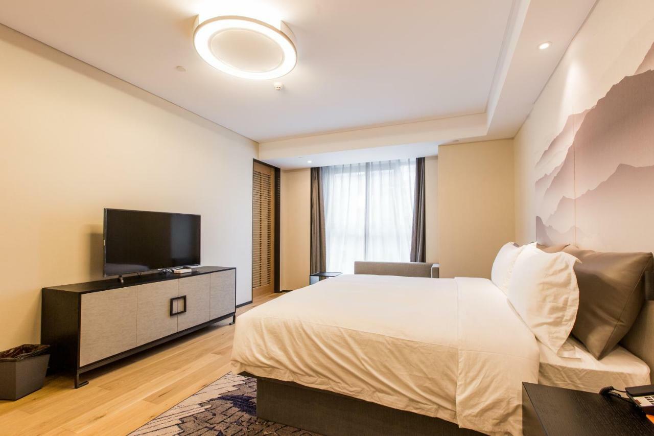 Howard Johnson By Wyndham Life Zhuoyuan Ningbo Luaran gambar