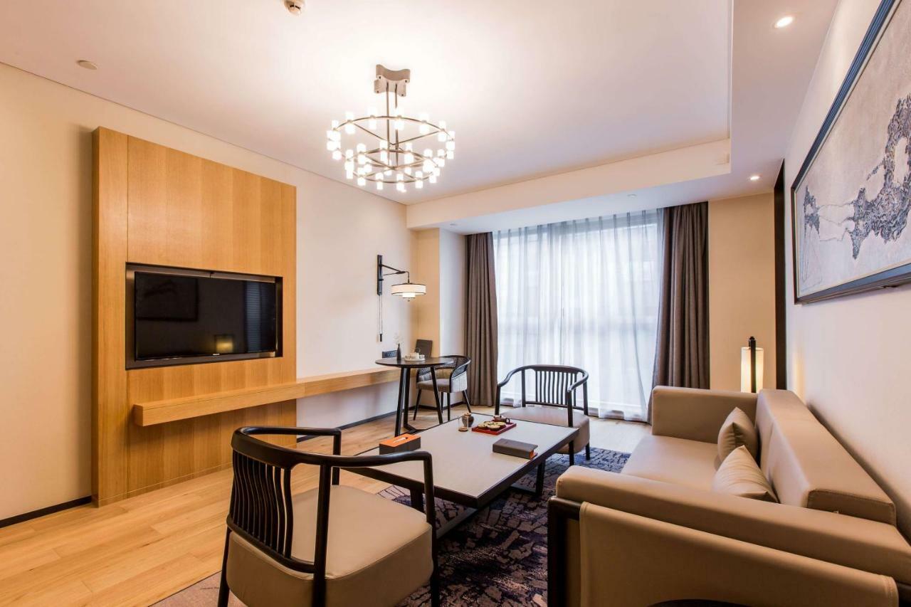 Howard Johnson By Wyndham Life Zhuoyuan Ningbo Luaran gambar